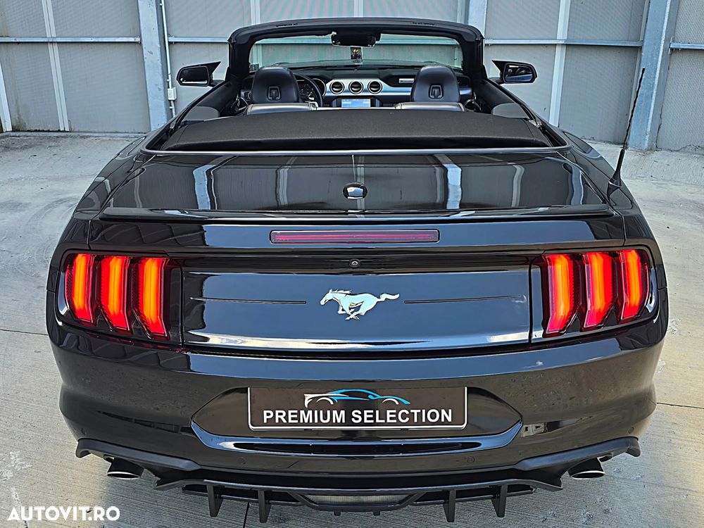 Ford Mustang Cabrio 2.3 Eco Boost - 27