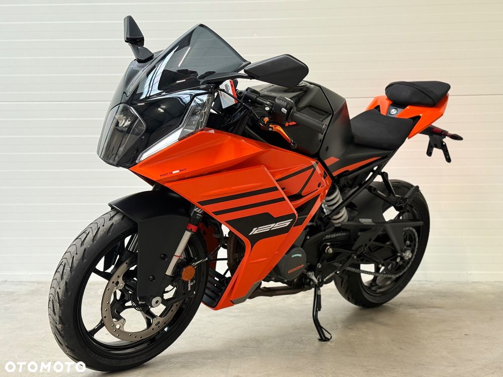 KTM RC 125 - 7