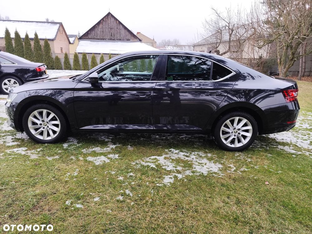 Skoda Superb 1.6 TDI Active - 2