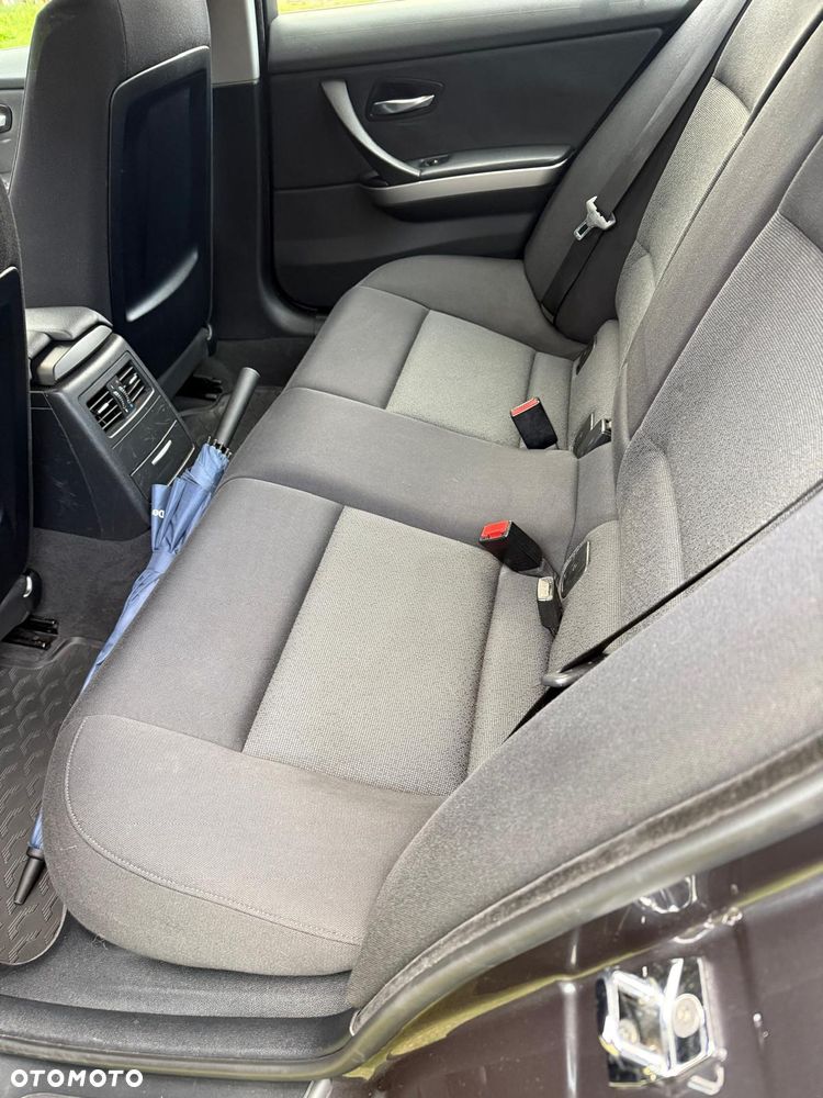 BMW Seria 3 320d - 5