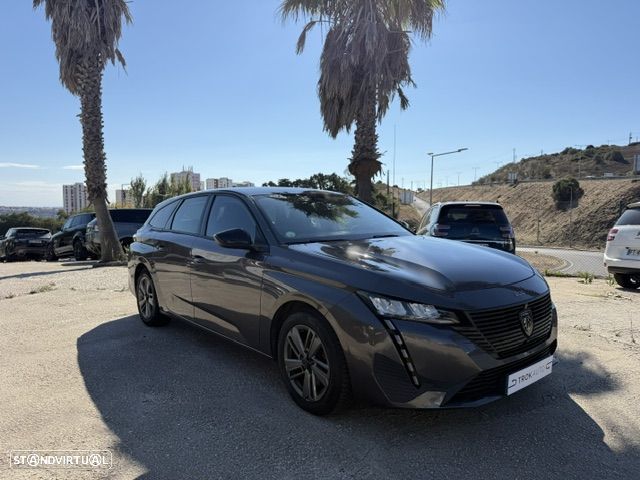 Peugeot 308 - 1