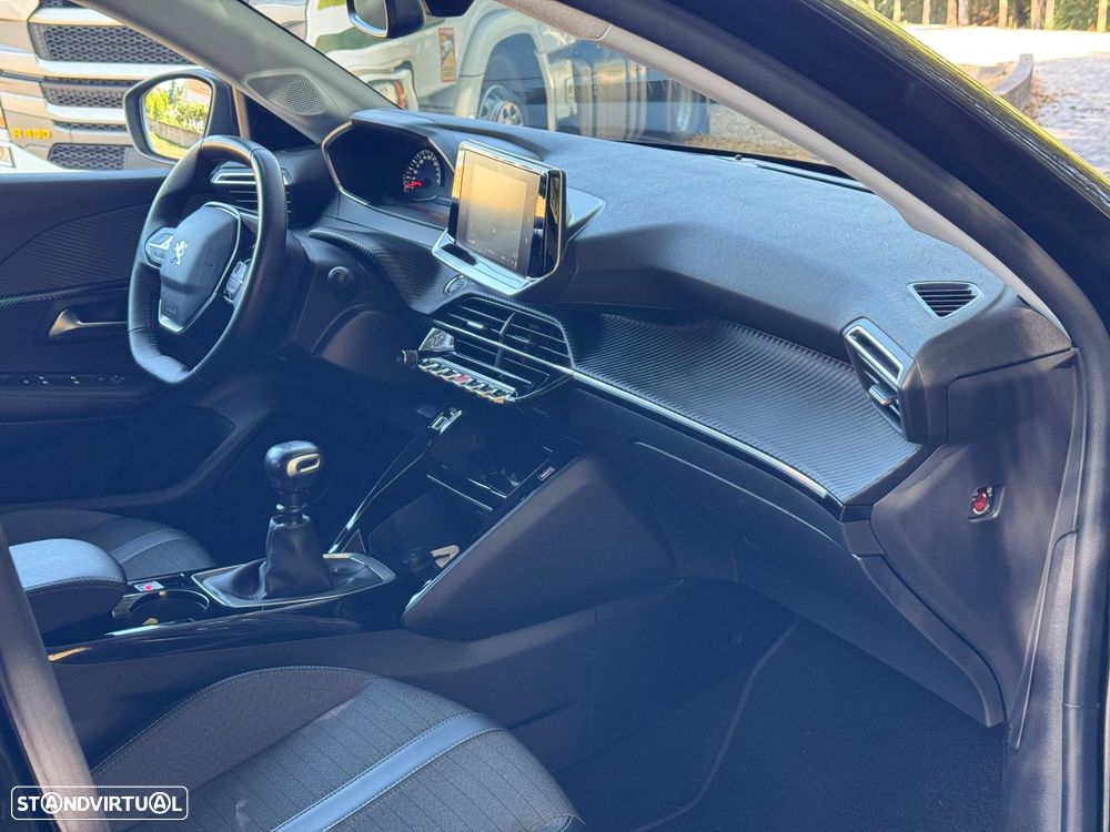 Peugeot 208 1.2 PureTech Allure - 22