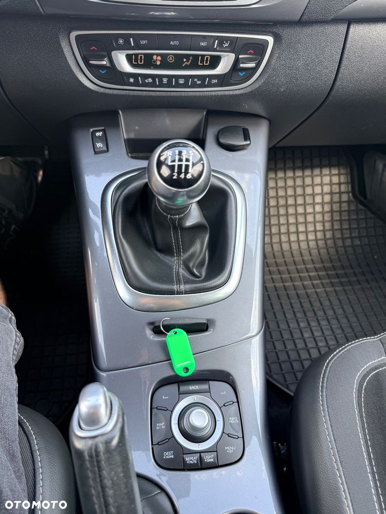 Renault Scenic Energy TCe 115 S&S Xmod Bose Edition - 12