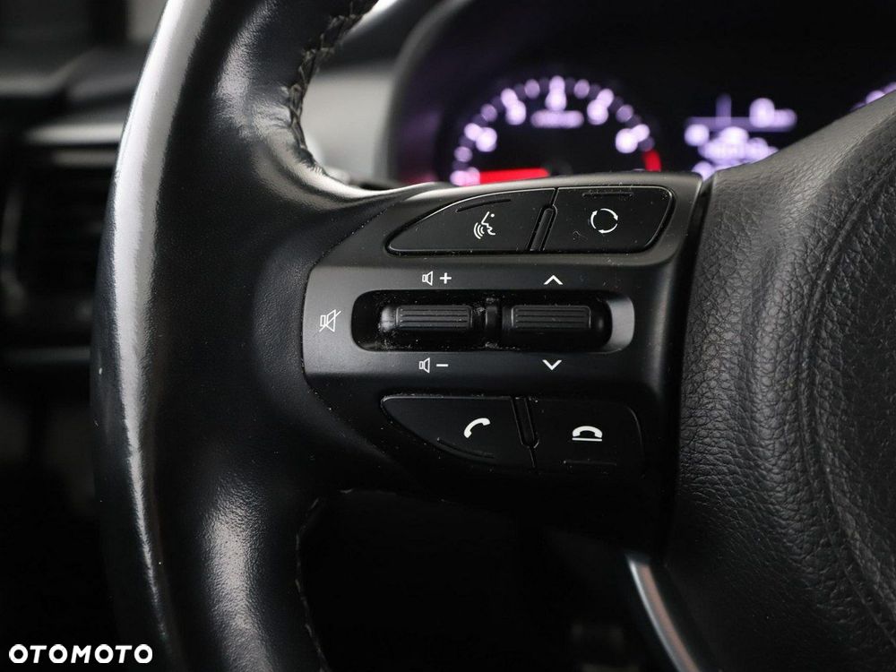 Kia Stonic 1.0 T-GDI 100 OPF Vision - 31