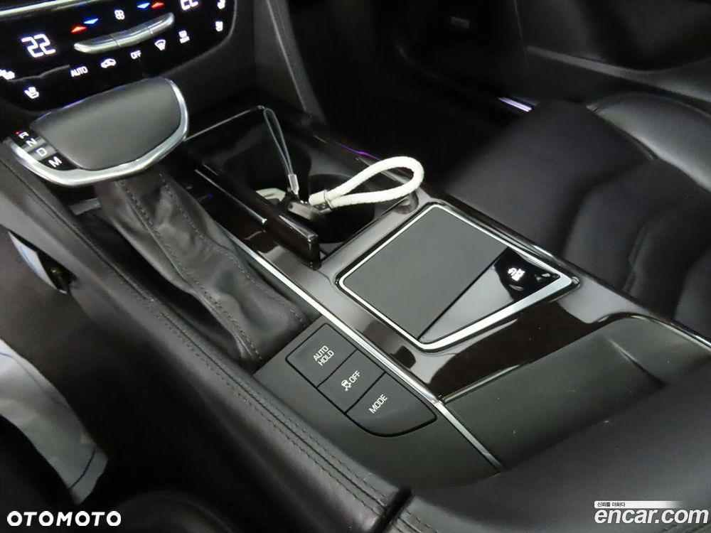 Cadillac CT6 - 13