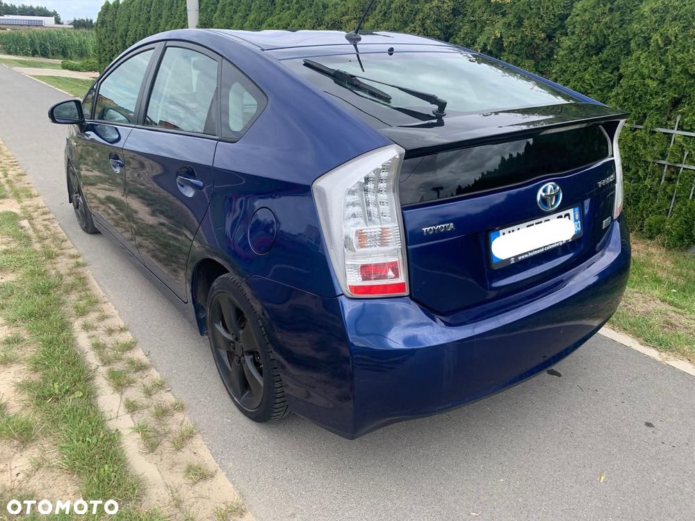 Toyota Prius - 5