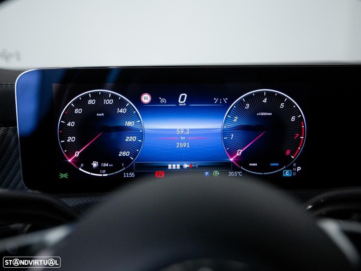 Mercedes-Benz CLA 180 Shooting Brake 7G-DCT - 20