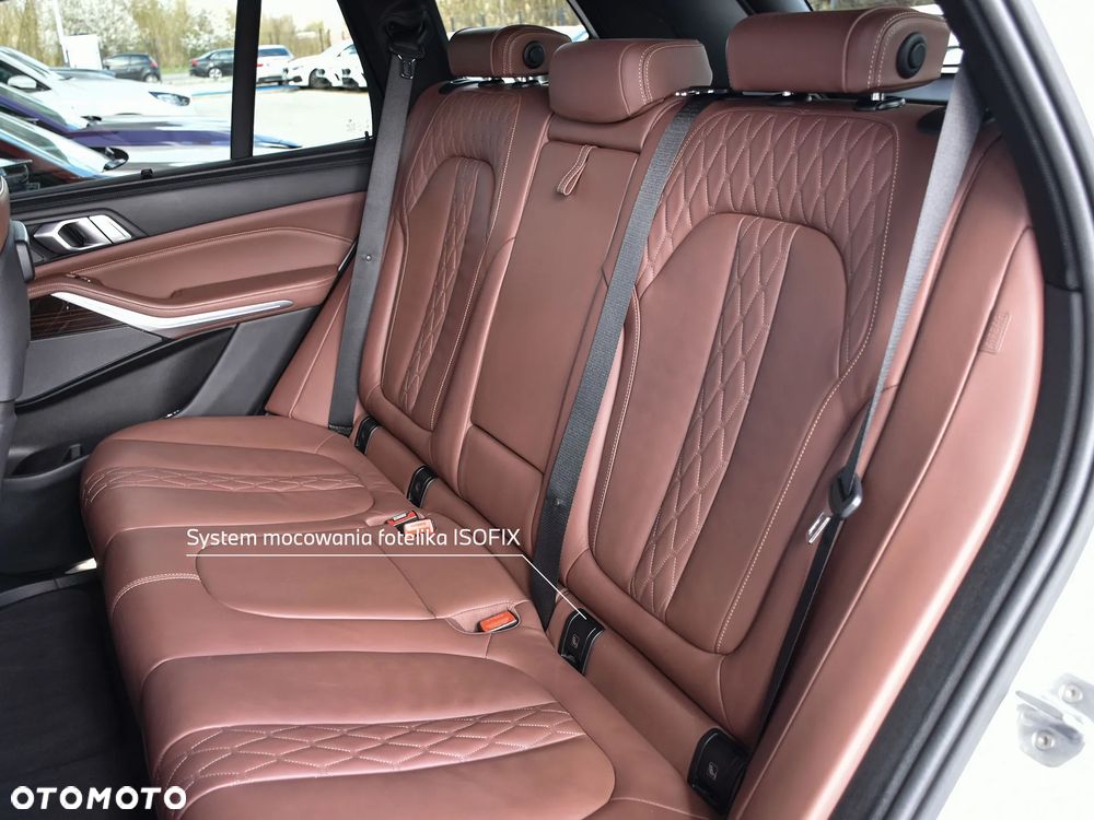BMW X5 M M50d - 25