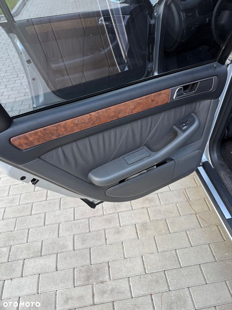 Audi A6 Avant - 14