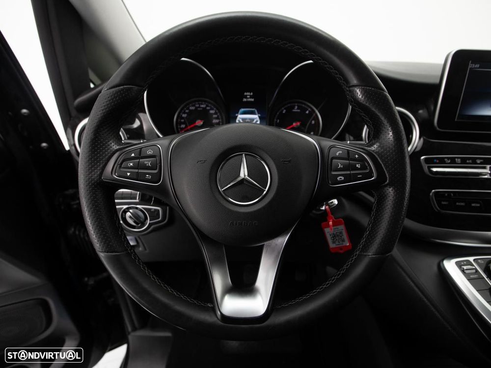 Mercedes-Benz V 220 CDI Compacto Aut. - 18