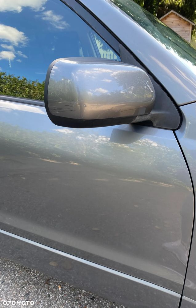 Suzuki Grand Vitara - 26