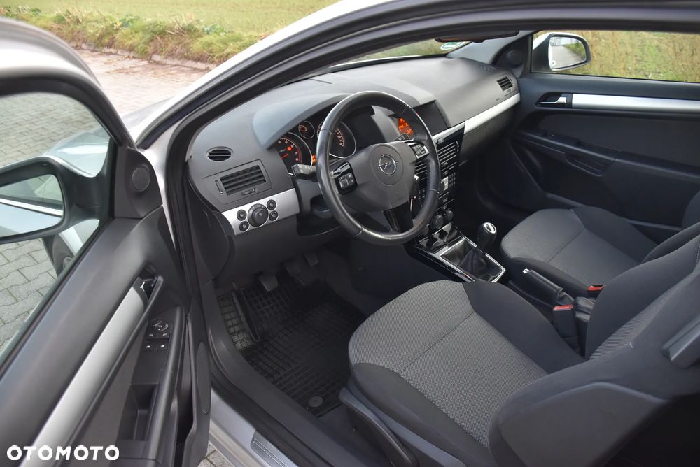 Opel Astra 1.6 Edition 111 Jahre - 19