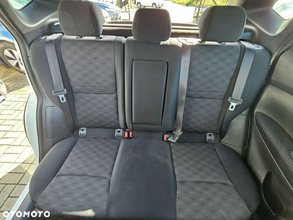 Nissan Qashqai 1.2 DIG-T N-Connecta - 38
