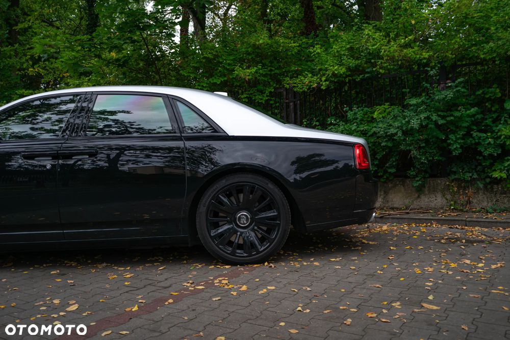 Rolls-Royce Ghost Standard - 19
