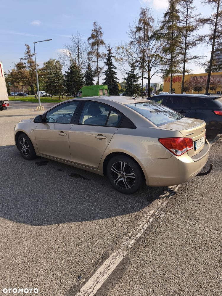 Chevrolet Cruze - 5