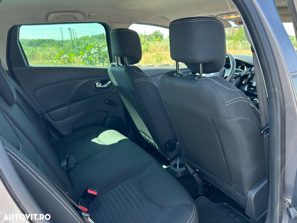 Renault Clio - 15