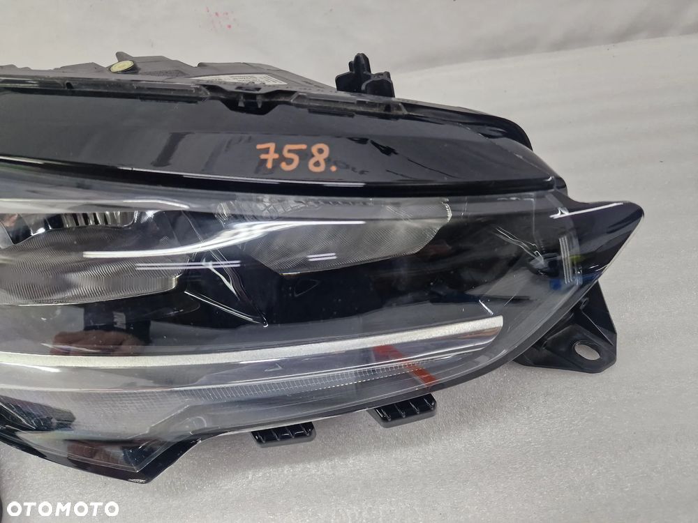 OPEL CORSA F 19- PRAWA ZWYKŁA LAMPA PRZEDNIA PRZÓD , NR 39162949 , NR AUKCJI LA758 - 3