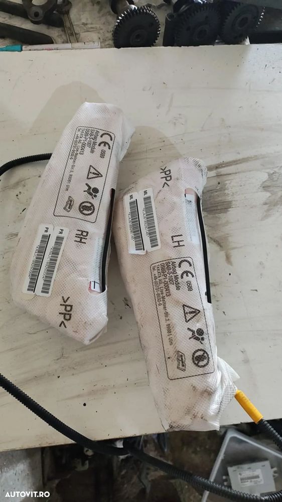 AIRBAG SCAUN DREAPTA NISSAN NAVARA D23, LEAF 2020 Saab 3 1007