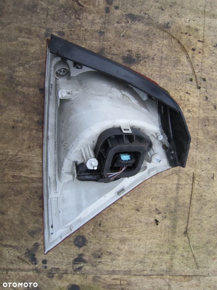 Lampa tył tylna lewa VW Golf V 1K6945095N - 3