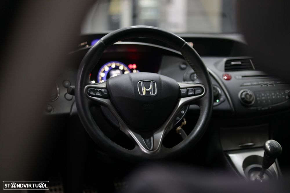 Honda Civic 1.4 i-VTEC Sport Edition - 19