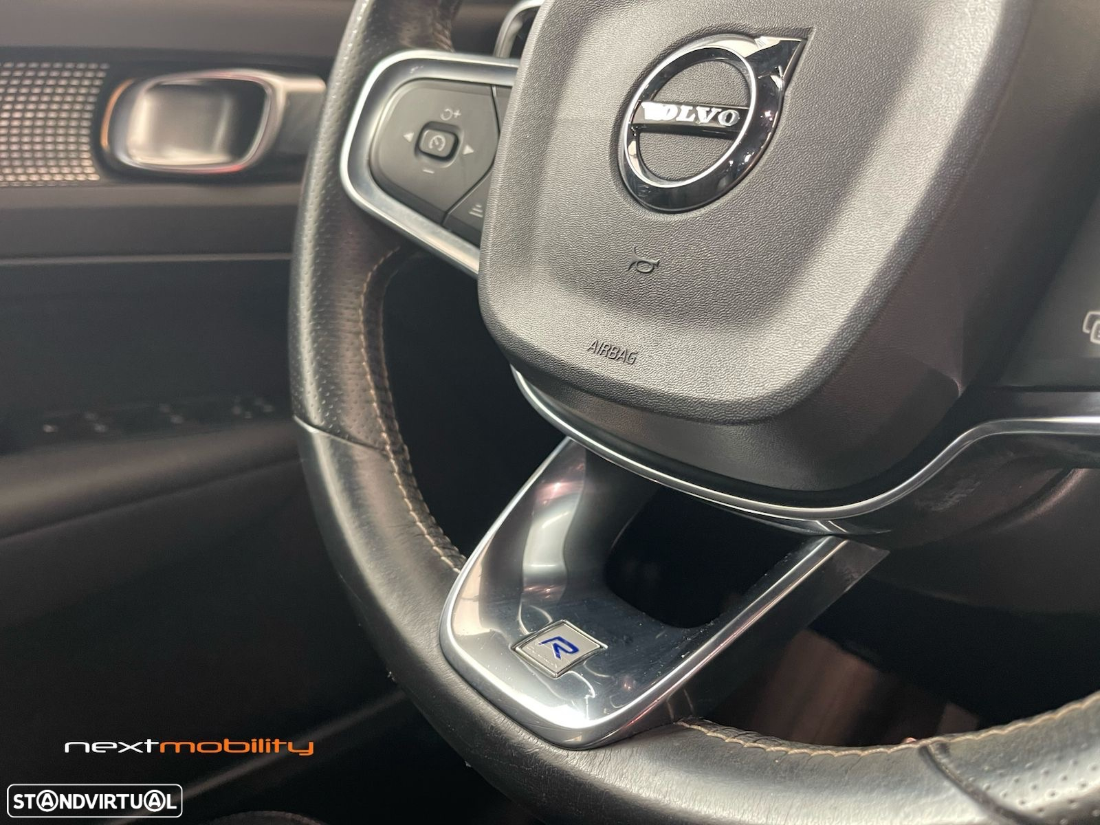 Volvo XC 40 2.0 D3 R-Design - 22