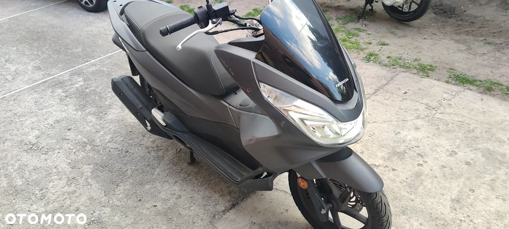 Honda NSS - 18