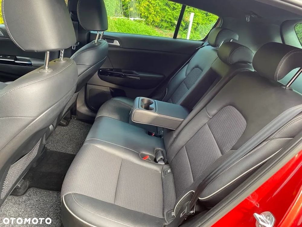 Kia Sportage 1.6 T-GDI Black Edition Plus 4WD DCT - 31