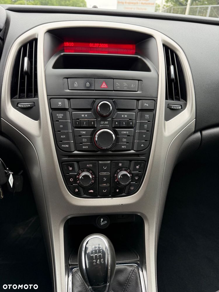 Opel Astra 1.4 Turbo - 23