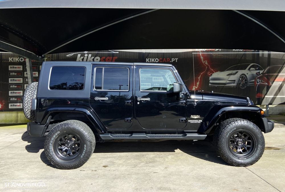 Jeep Wrangler Unlimited 2.8 CRD DPF Auto Sahara - 6