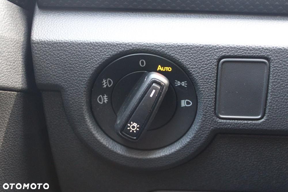 Volkswagen T-Cross - 21