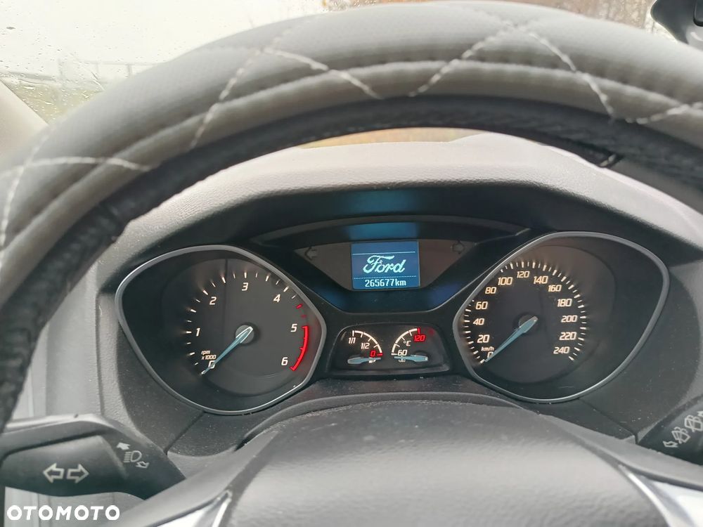 Ford Focus 1.6 TDCi Ambiente - 4