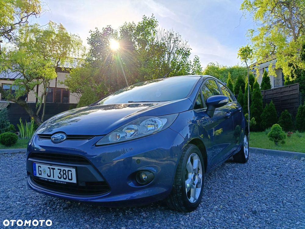 Ford Fiesta 1.25 Celebration - 3