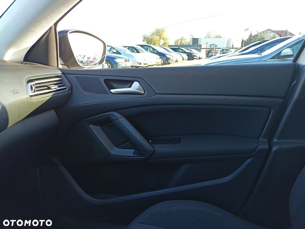 Peugeot 308 - 16