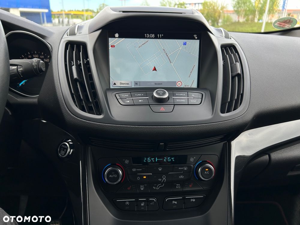 Ford Kuga 1.5 EcoBoost 2x4 ST-Line - 32
