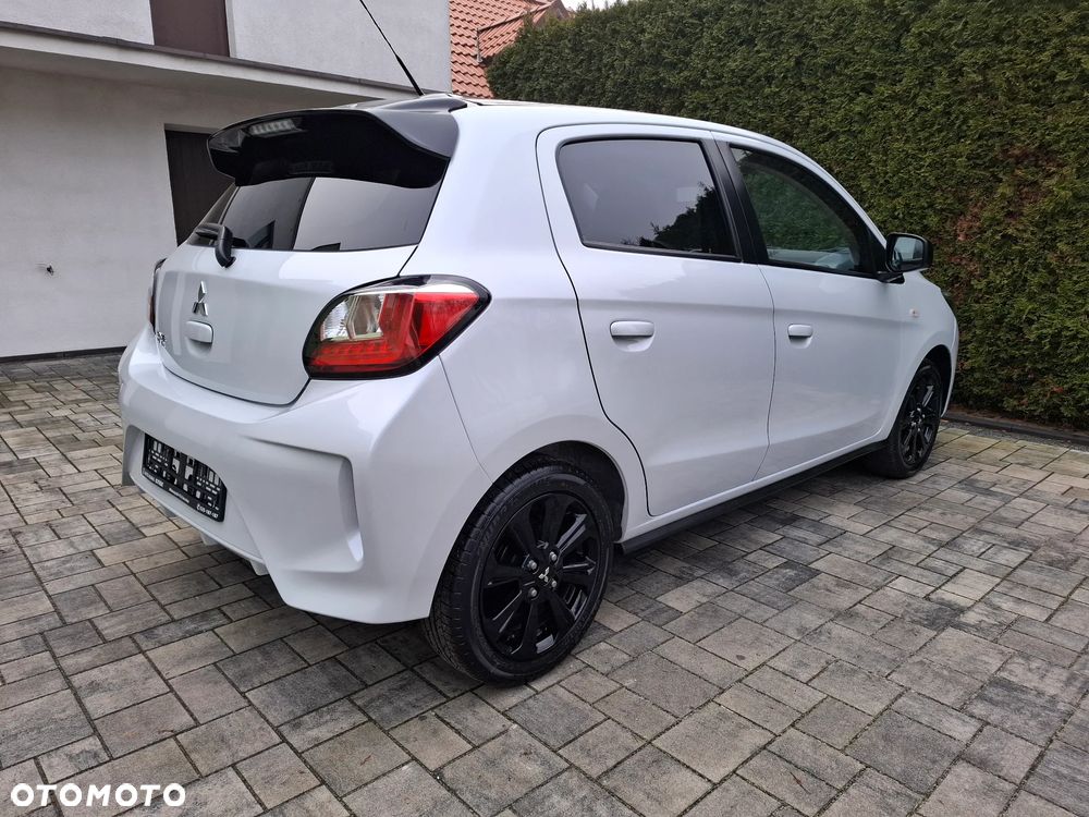 Mitsubishi Space Star - 10