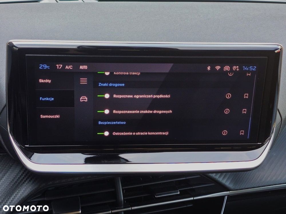 Peugeot 2008 PureTech 100 Allure S&S BVM6 - 24