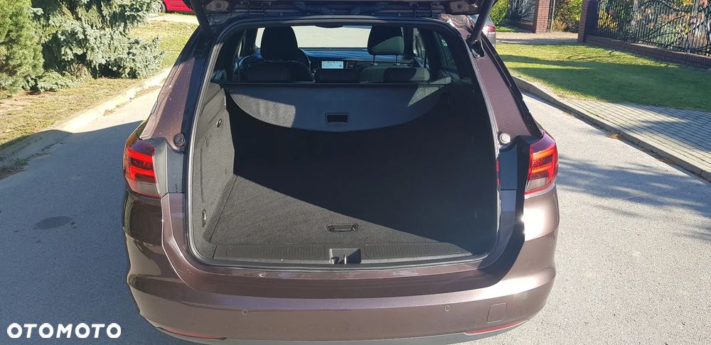 Opel Astra 1.4 Turbo Business - 16
