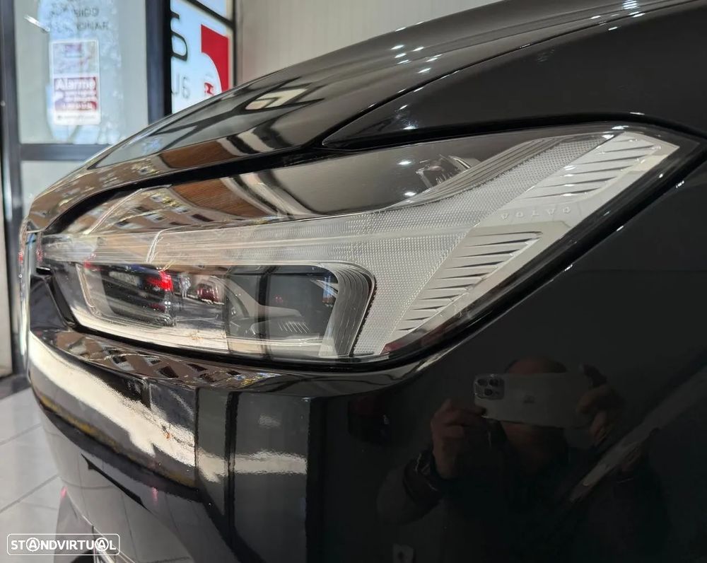 Volvo XC 60 2.0 D4 Inscription AWD Geartronic - 9