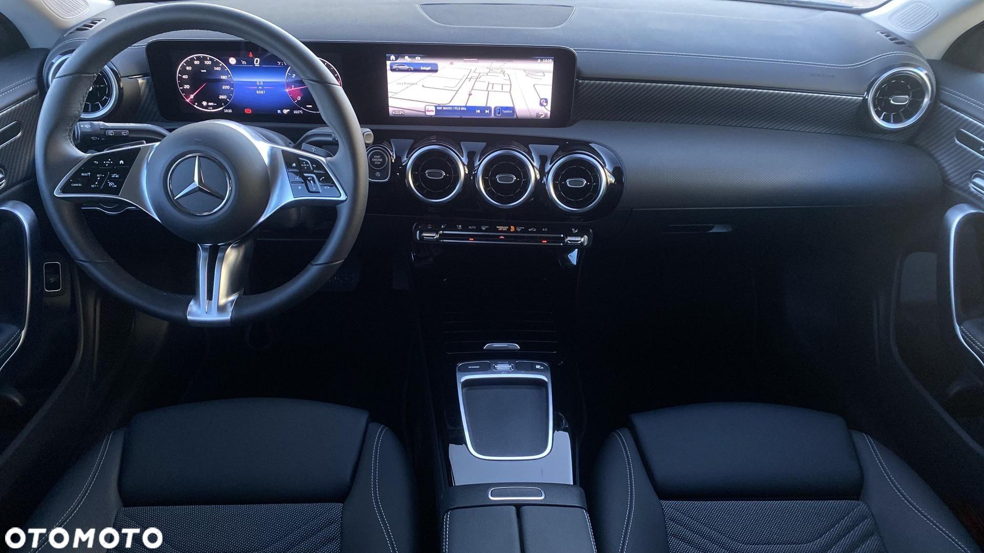 Mercedes-Benz CLA - 11