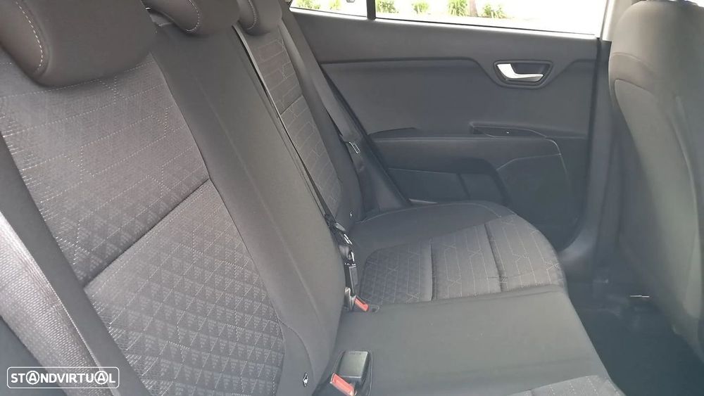 Kia Rio 1.2 CVVT Dynamic - 23