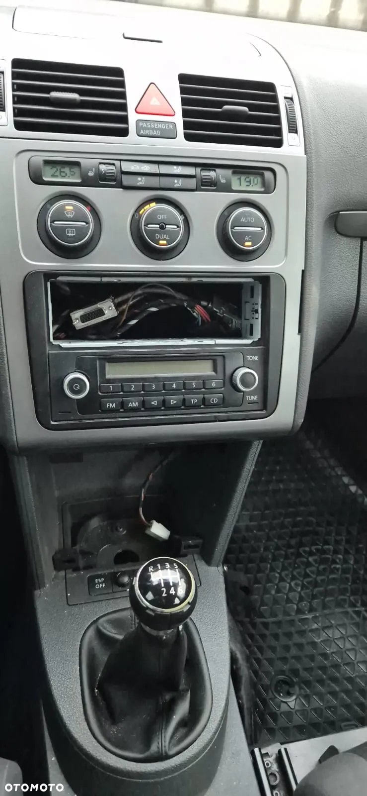 Volkswagen Touran - 19