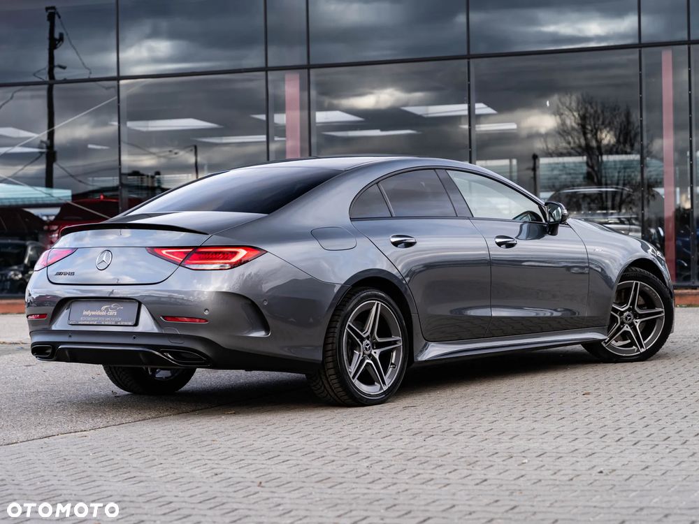 Mercedes-Benz CLS 300 d 4Matic 9G-TRONIC AMG Line - 13