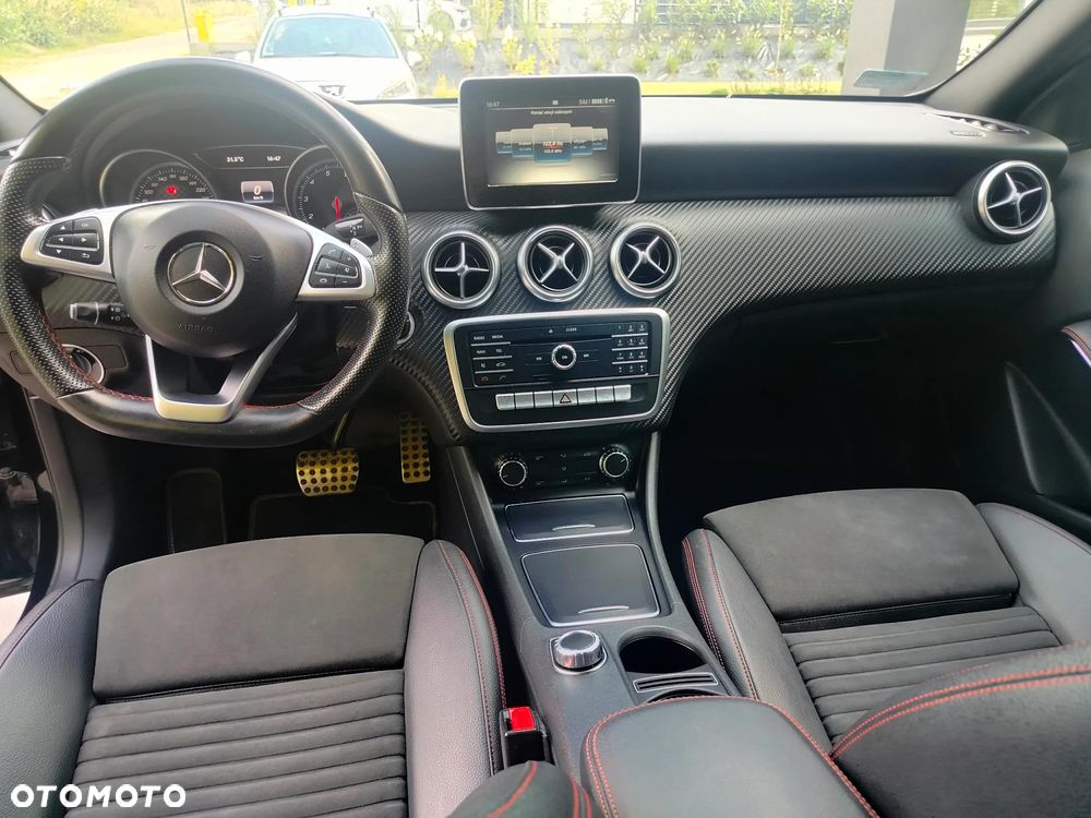 Mercedes-Benz Klasa A 180 7G-DCT AMG Line - 23