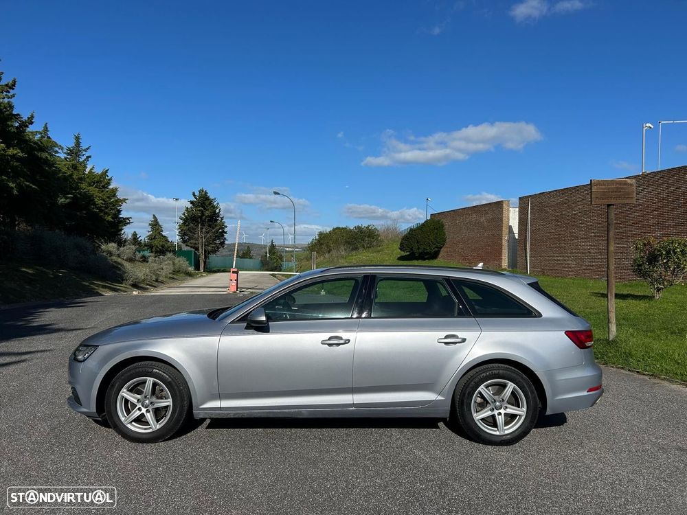 Audi A4 Avant 35 TDI Design S tronic - 4