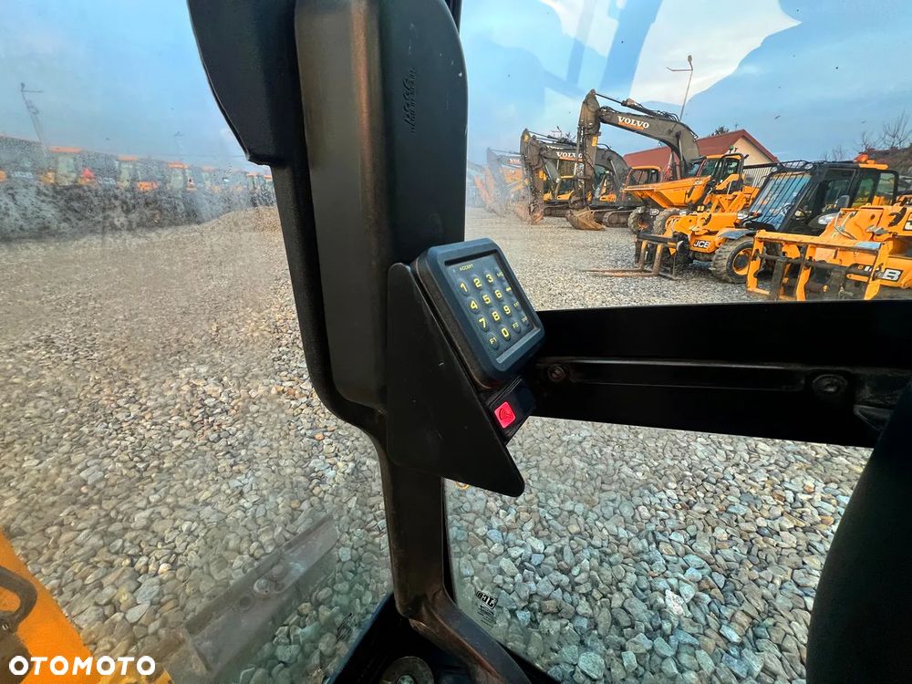 JCB 8018 - 11