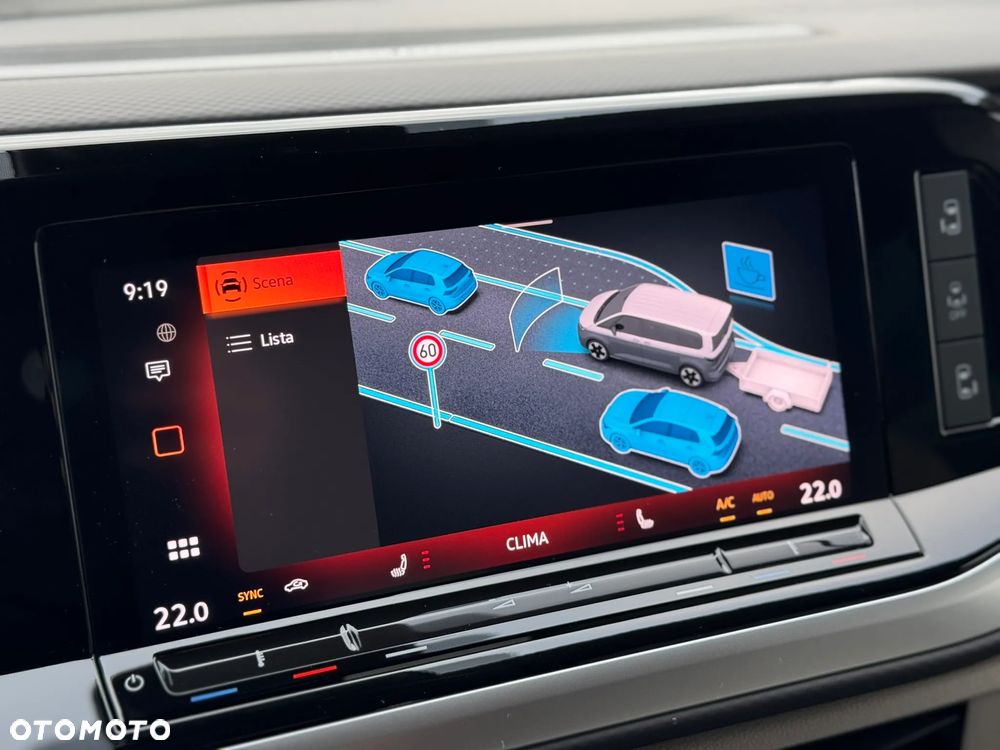 Volkswagen Multivan 2.0 TDI L2 Style DSG - 23