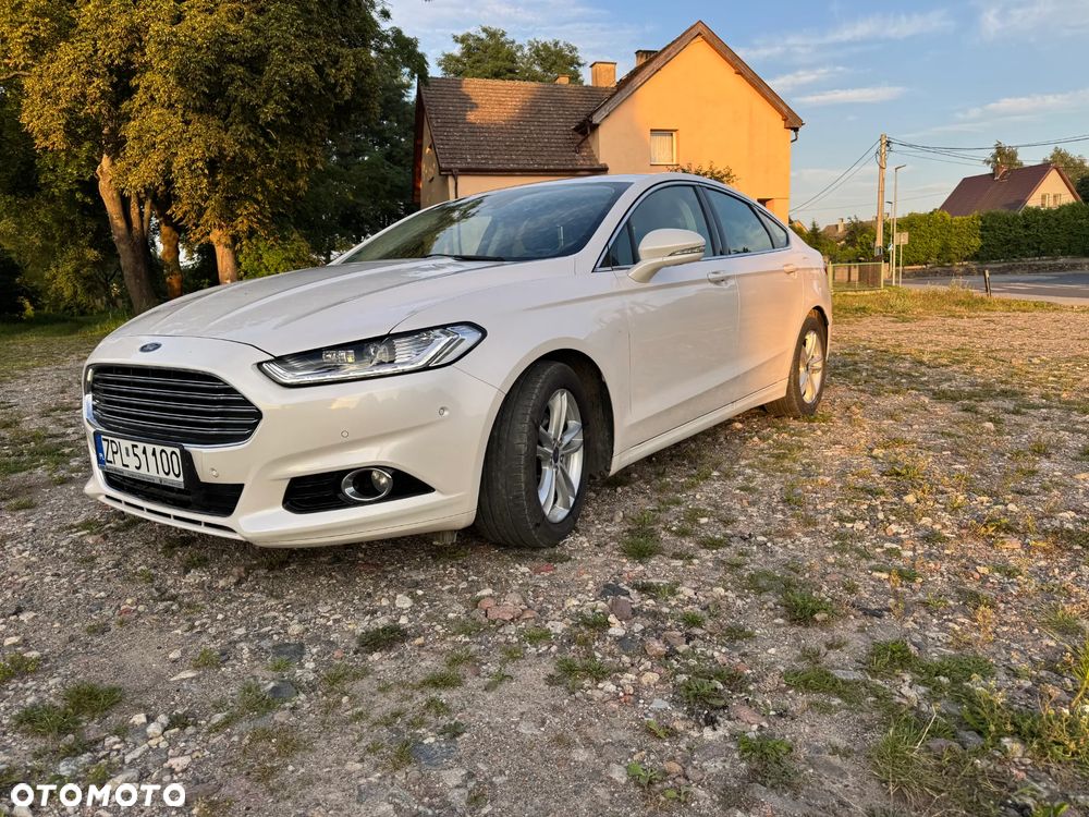 Ford Mondeo 2.0 EcoBoost Titanium - 3