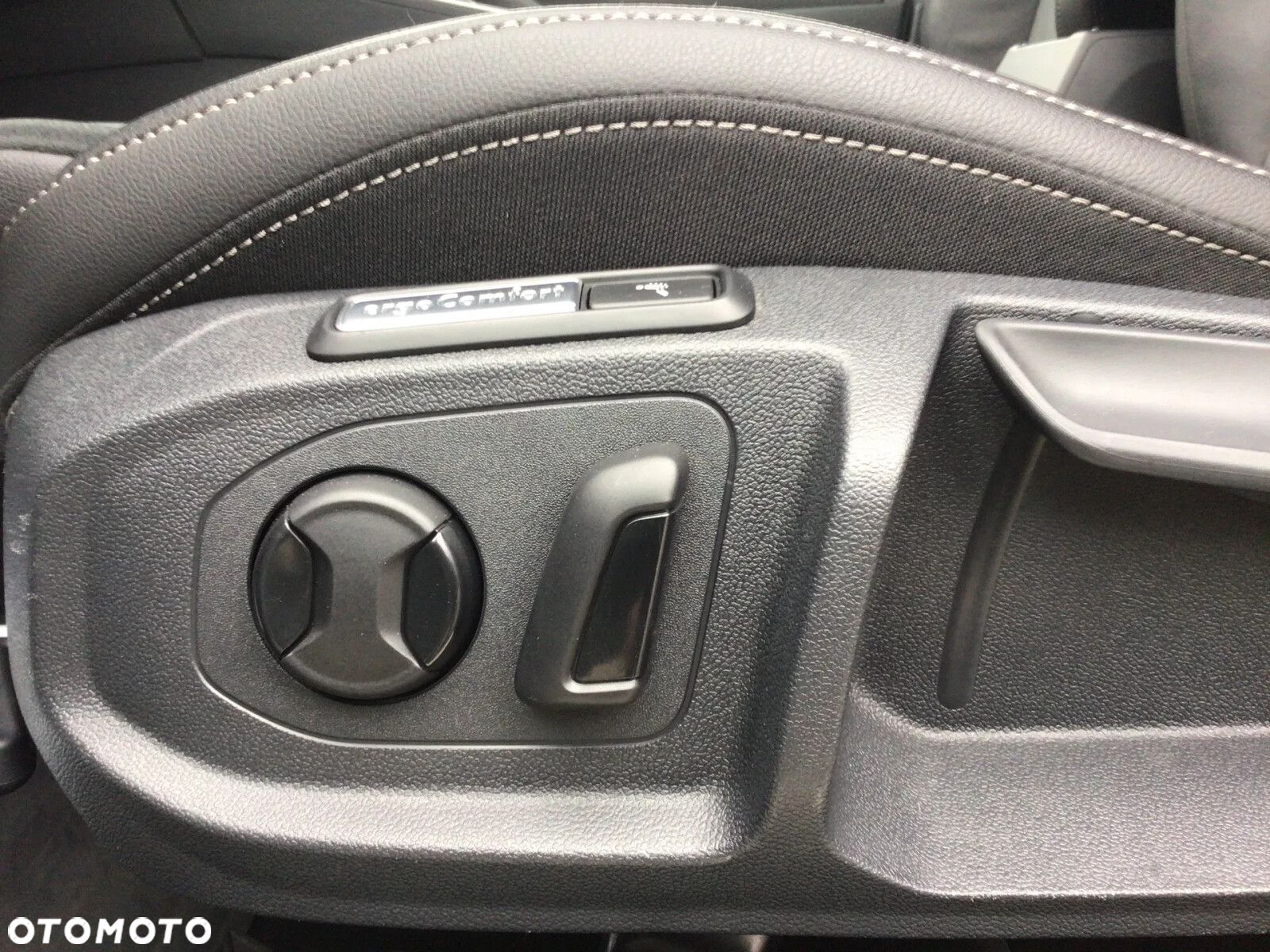 Volkswagen Arteon 2.0 TDI 4Motion R-Line DSG - 26