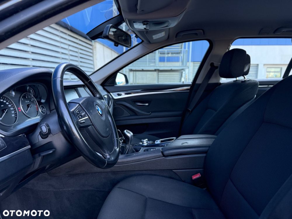 BMW Seria 5 520d - 6