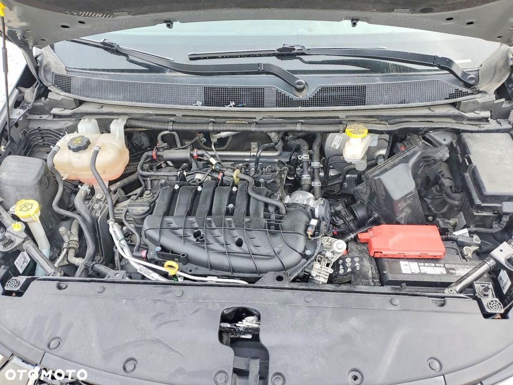 Chrysler Pacifica - 12